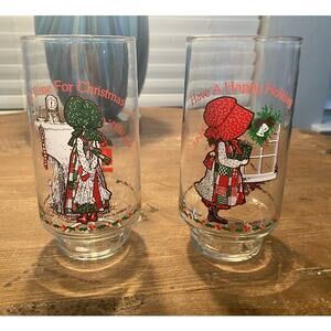 Set of 2 Holly Hobbie “It’s time for Christmas” Merry Christmas glasses